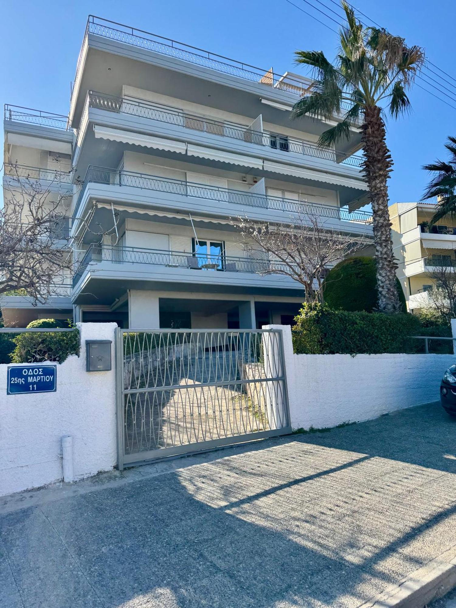 Artist Apartment Porto Rafti